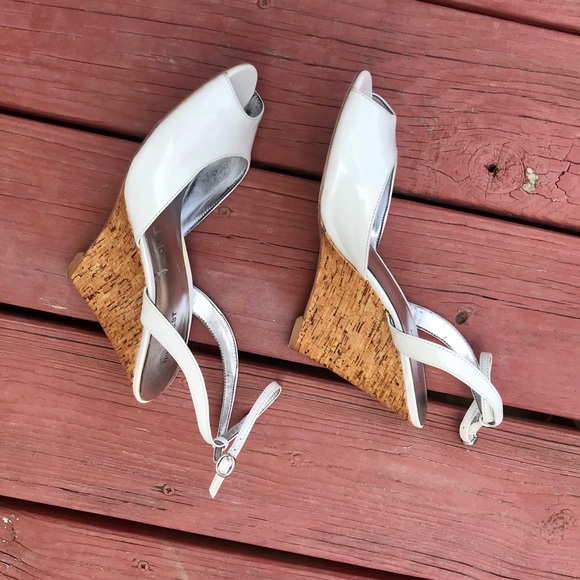 Nine West Cork Wedge White 8 1/2 - Picture 2 of 9